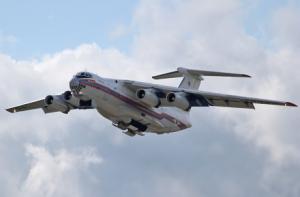 Авиация МЧС России доставляет гуманитарный груз для жителей Республики Хакасия (МЧС)