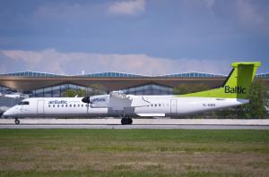 Пулково и airBaltic поздравили пассажиров с латышским праздником Лиго (ОOО 