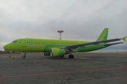 В аэропорту г. Оренбурга произвел посадку самолет А320 с ливреей, посвященной акции "Мы - Сибирь"