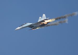 Летчики ВВО уничтожили в Забайкалье парк техники условного противника (Министерство обороны РФ)