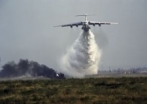 Ил-76 Военно-транспортной авиации совершил вылет для тушения природного пожара в Сорочинском районе Оренбургской области (Министерство обороны РФ)