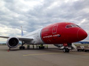 Акции Norwegian Air рекордно обвалились из-за владельца British Airways (Коммерсантъ)