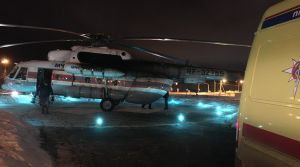 Вертолет из Петербурга в снегопад привез младенца для операции на сердце (Мойка 78)