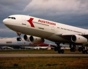 В Албании из самолета Austrian Airlines похитили десять миллионов евро (РИА 