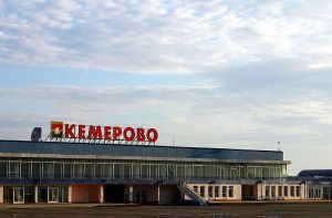 Губернатор раскритиковал работу кемеровского аэропорта (VSЁ42.ru)