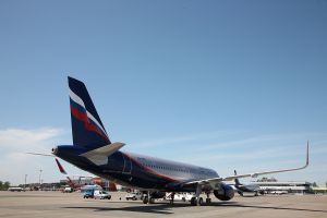 Около 250 граждан РФ не вылетели из Нью-Йорка из-за отмены рейса Аэрофлота - генконсульство (Интерфакс-Россия)