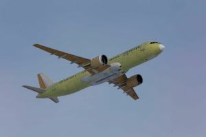 Опытный самолет МС-21-300 прибыл в Ульяновск для покраски (ПАО 