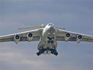 Военный Ил-76 вылетел на помощь в тушении Мордовского заповедника (Телеканал "Звезда")