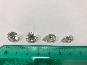 Синтетические бриллианты обнаружили таможенники в ...